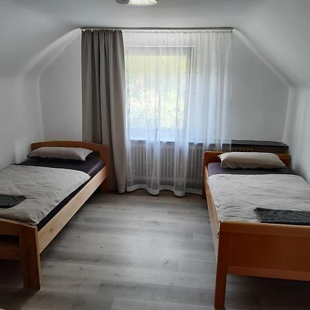 Apartments Zum Stillen Winkel Niederbreitbach Exterior photo