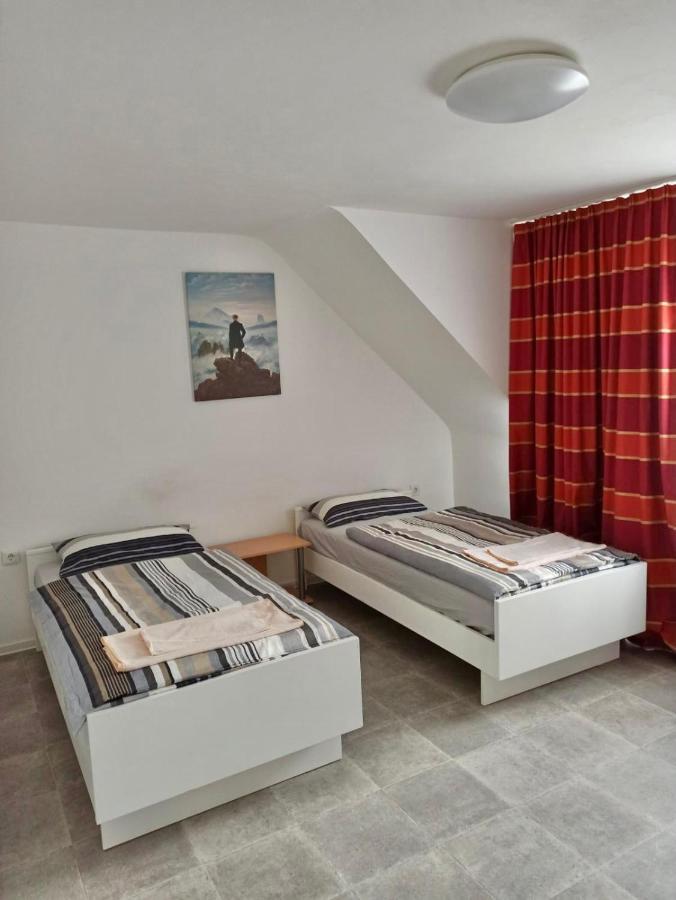 Apartments Zum Stillen Winkel Niederbreitbach Exterior photo